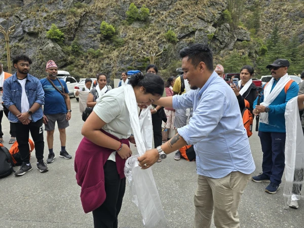 Whatsapp image at .. fabcd